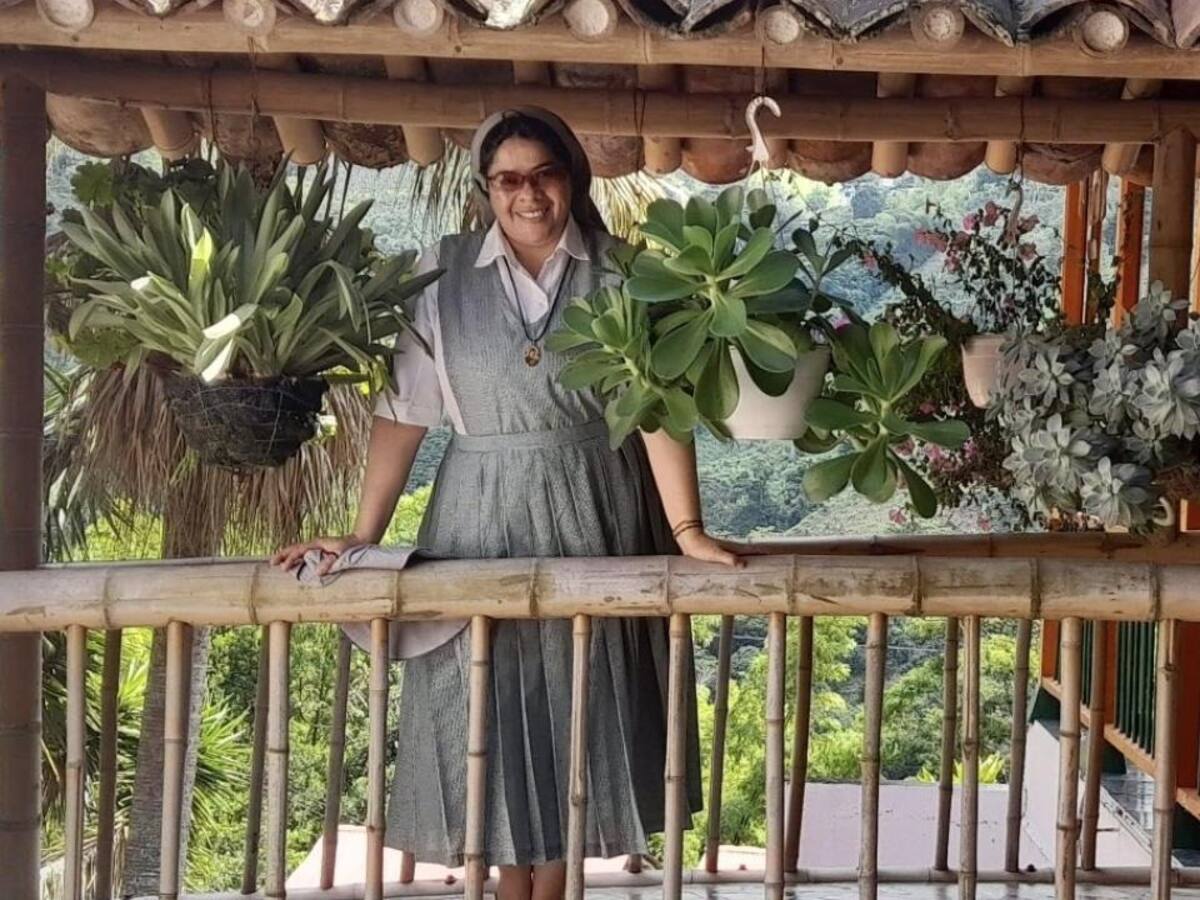 “La hermana Gloria se encuentra con un pronóstico estable después de cirugía”: Clínica