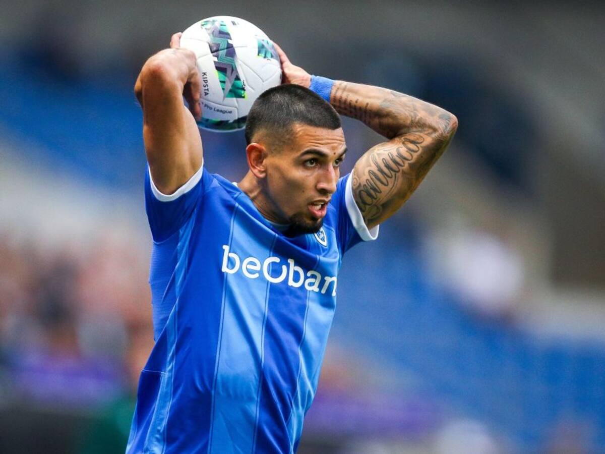 Daniel Muñoz podría llegar a un histórico de la Premier League