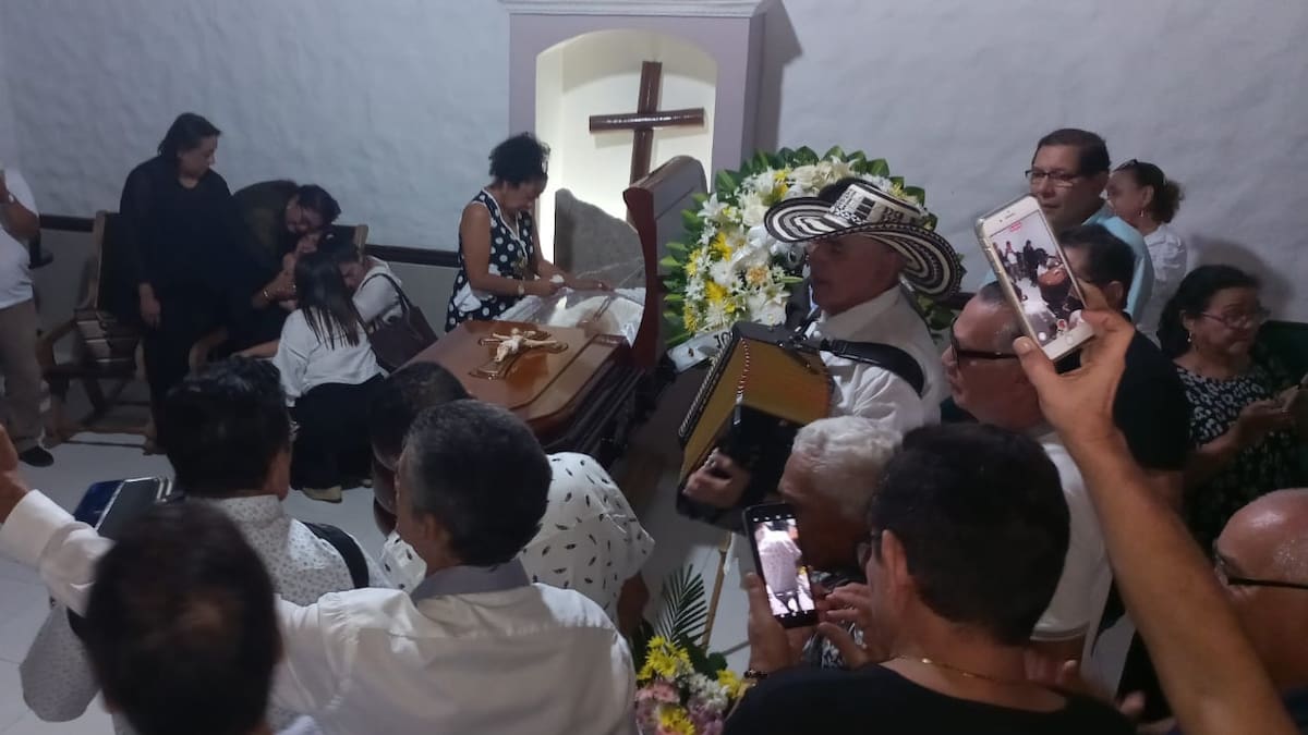 En funeraria La Esperanza de Sincelejo es velado Lisandro Meza