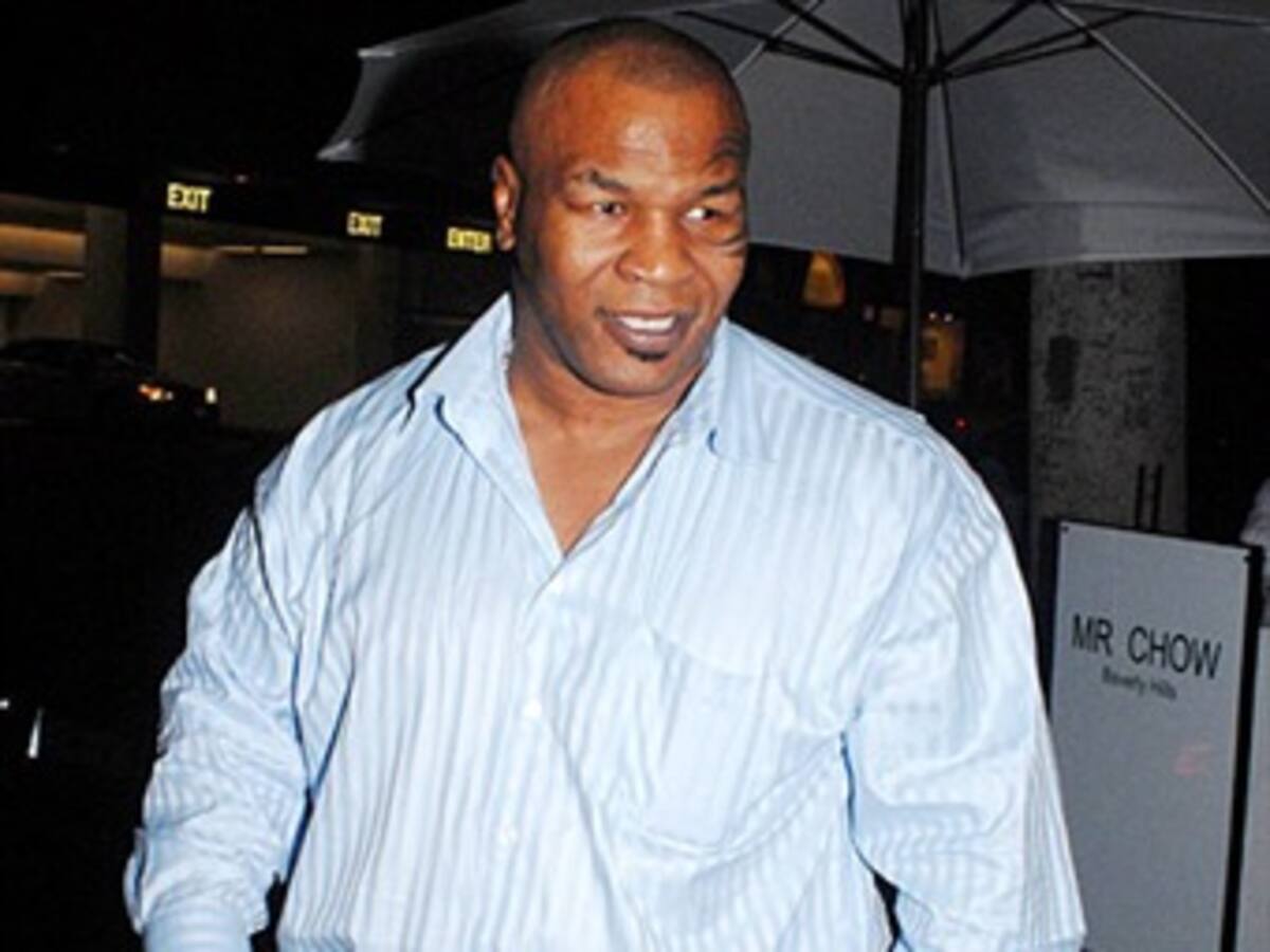Mike Tyson detenido por agresión a un fotografo en Los Angeles