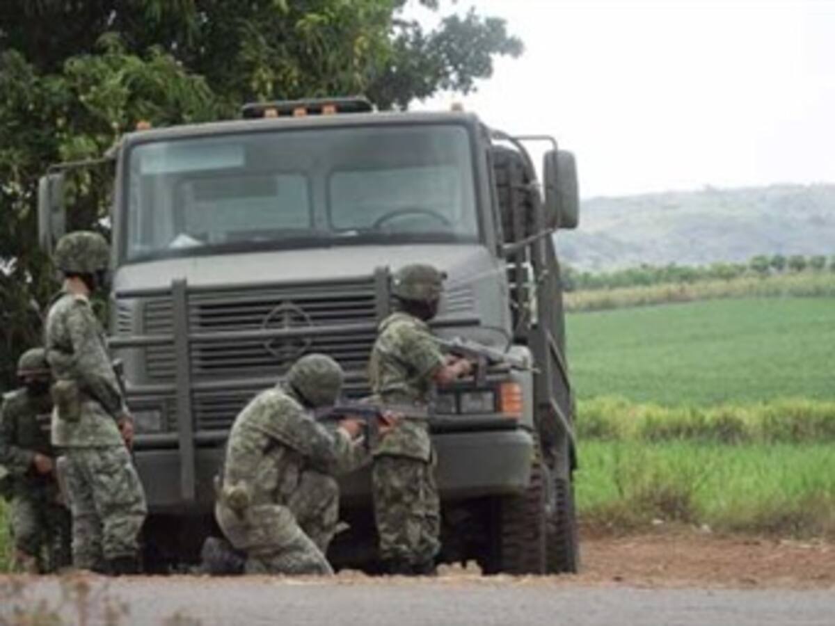 Decenas de personas atrapadas por hostigamientos de las Farc en Miranda, Cauca