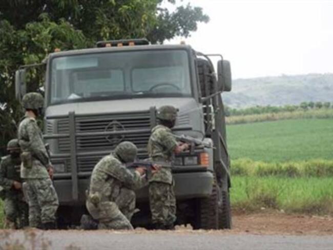 Decenas de personas atrapadas por hostigamientos de las Farc en Miranda, Cauca