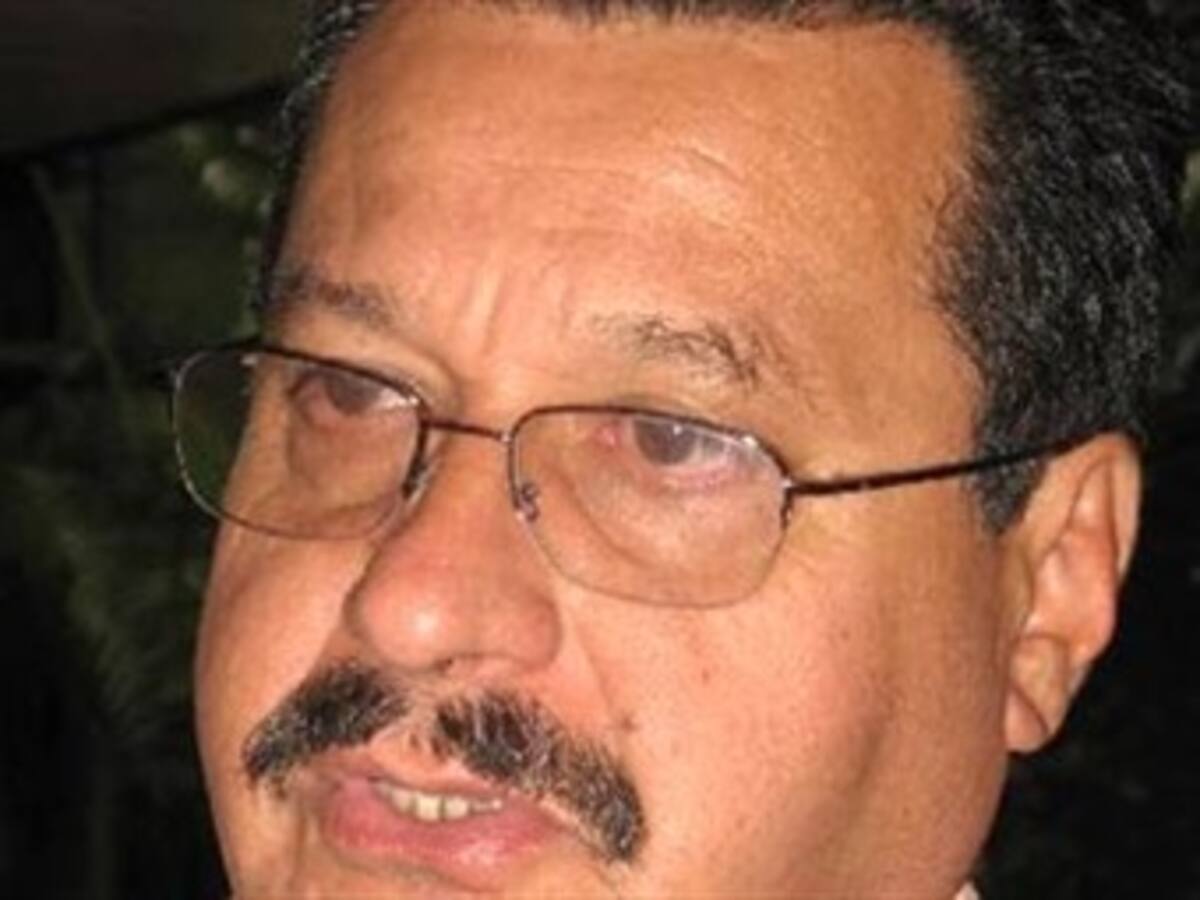 'Colombianos por la paz' pidieron claridad a Uribe en torno al 'bloque intelectual de las Farc'