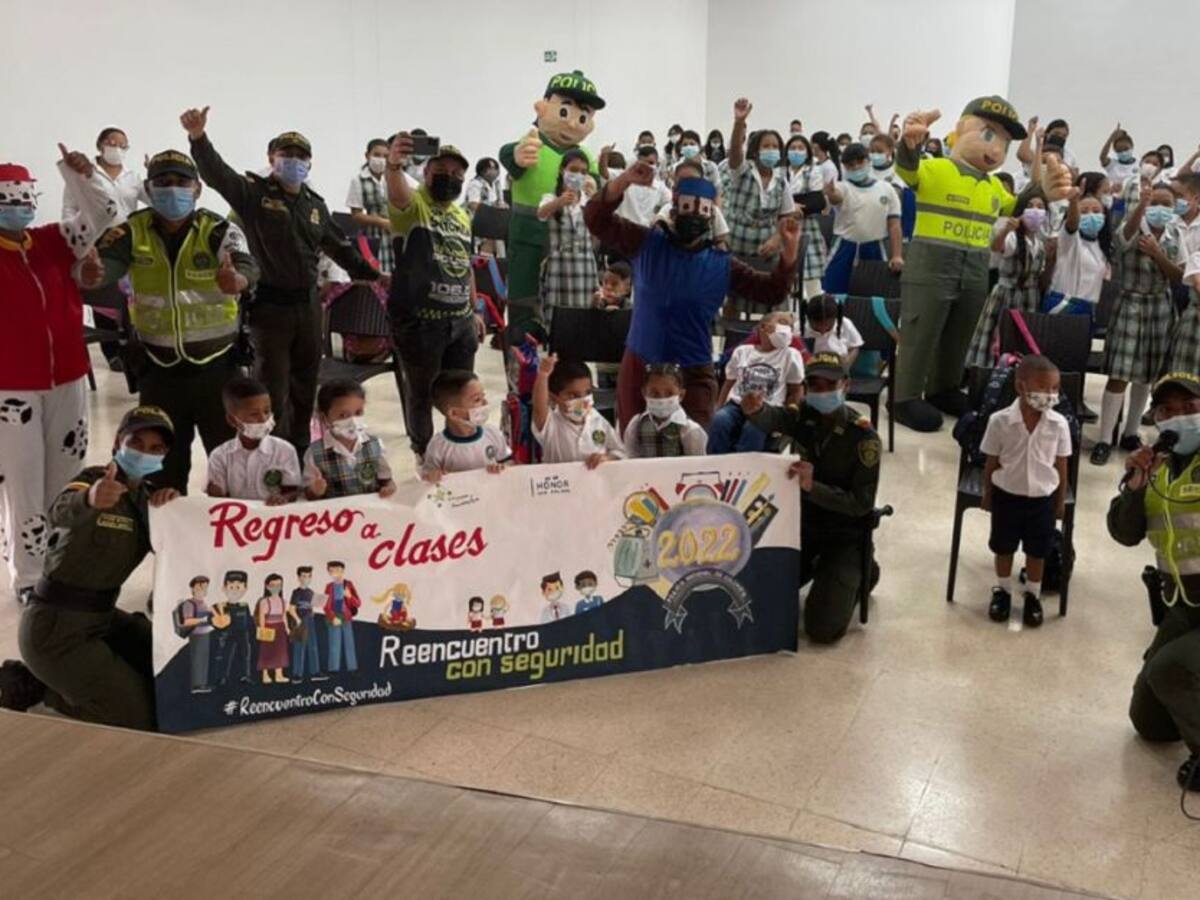 Policía lanzó campaña para garantizar regreso a clases seguro en Cartagena