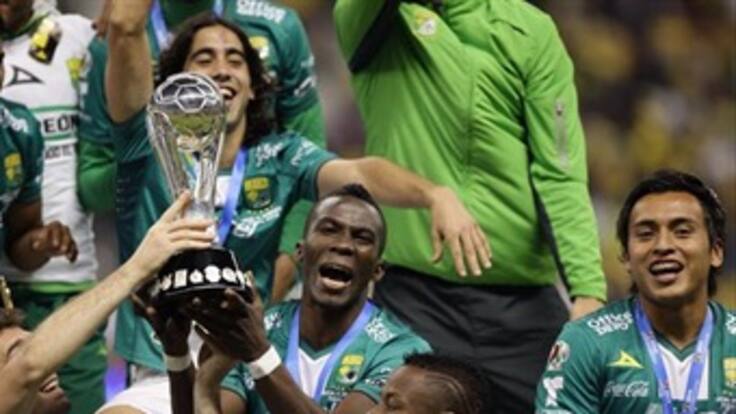 Los colombianos Arizala, Loboa y Burbano, celebraron título en México