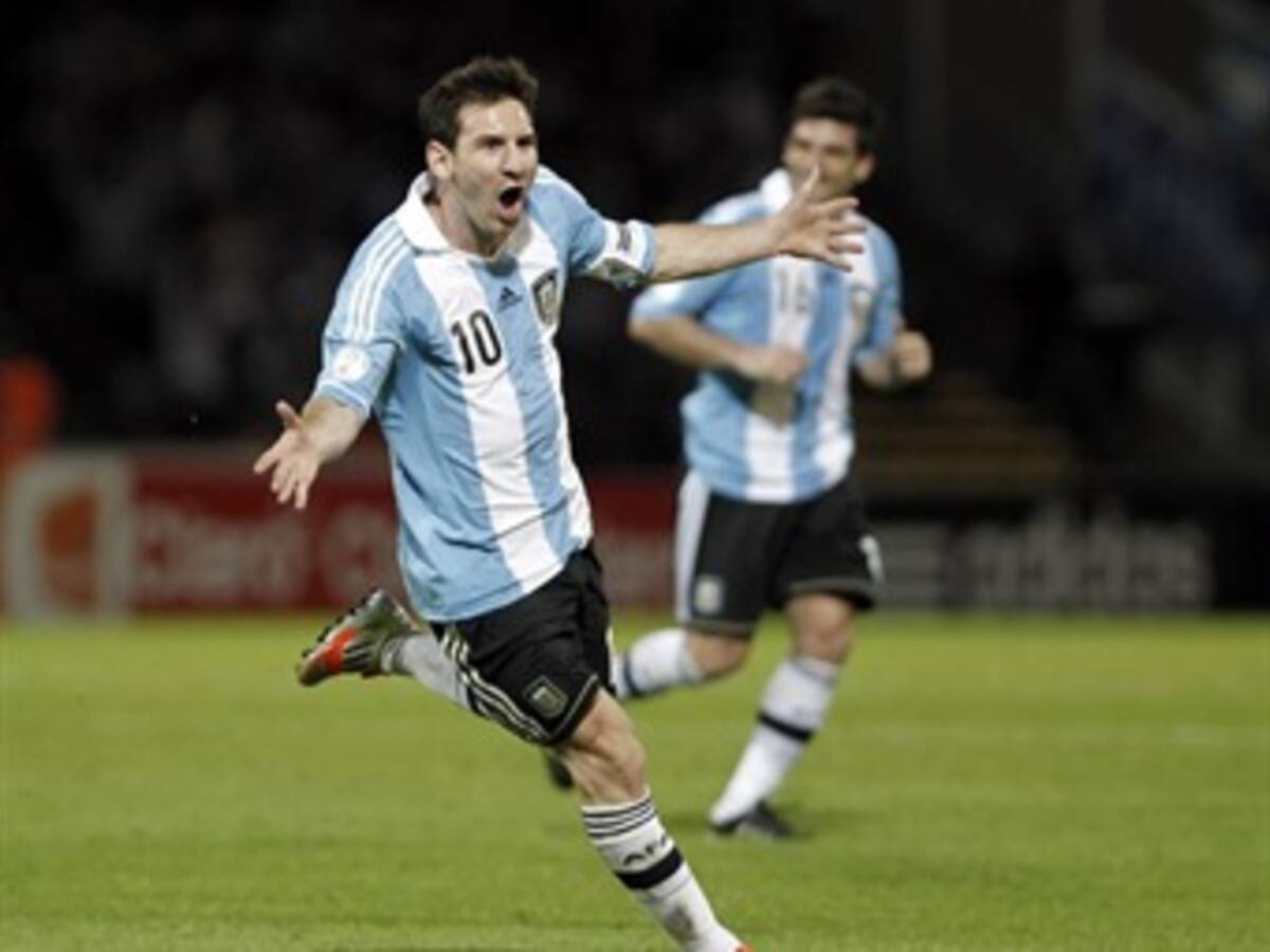 Argentina ganó y asumió el liderato de la eliminatoria