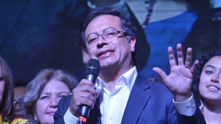 “Ese Guaidó ahora está multiplicando las críticas”: Petro de La Luciérnaga