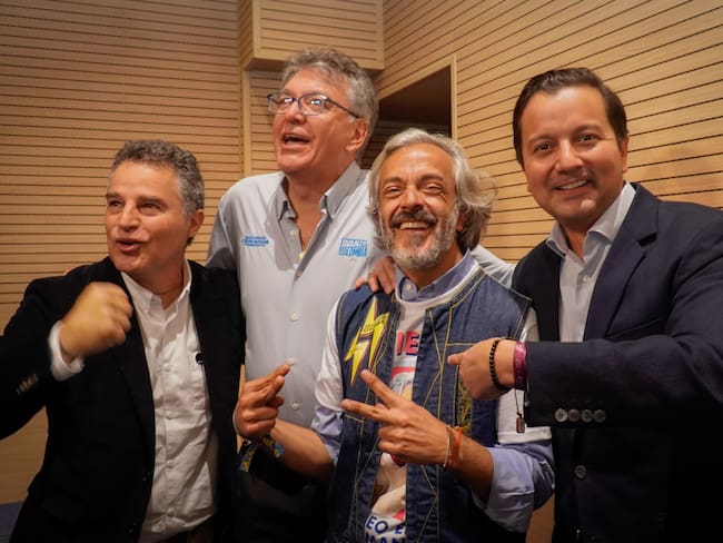 Juan Daniel Oviedo inscribió su candidatura presidencial: confirmó alianza para consulta