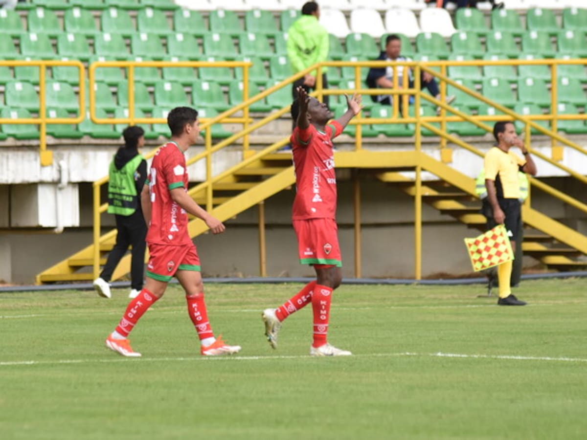 Patriotas sale del fondo y frena en seco al Once Caldas