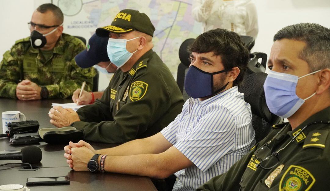 General Ricardo Alarcón, Jaime Pumarejo y general Diego Rosero. (De izq. a der.)