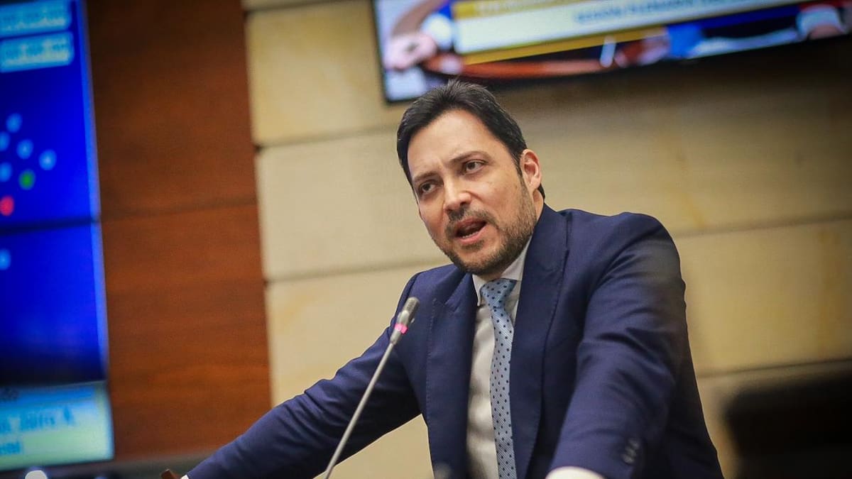 “El presidente se ve incapaz de gobernar”: senador Motoa a dura carta de Leyva a Petro