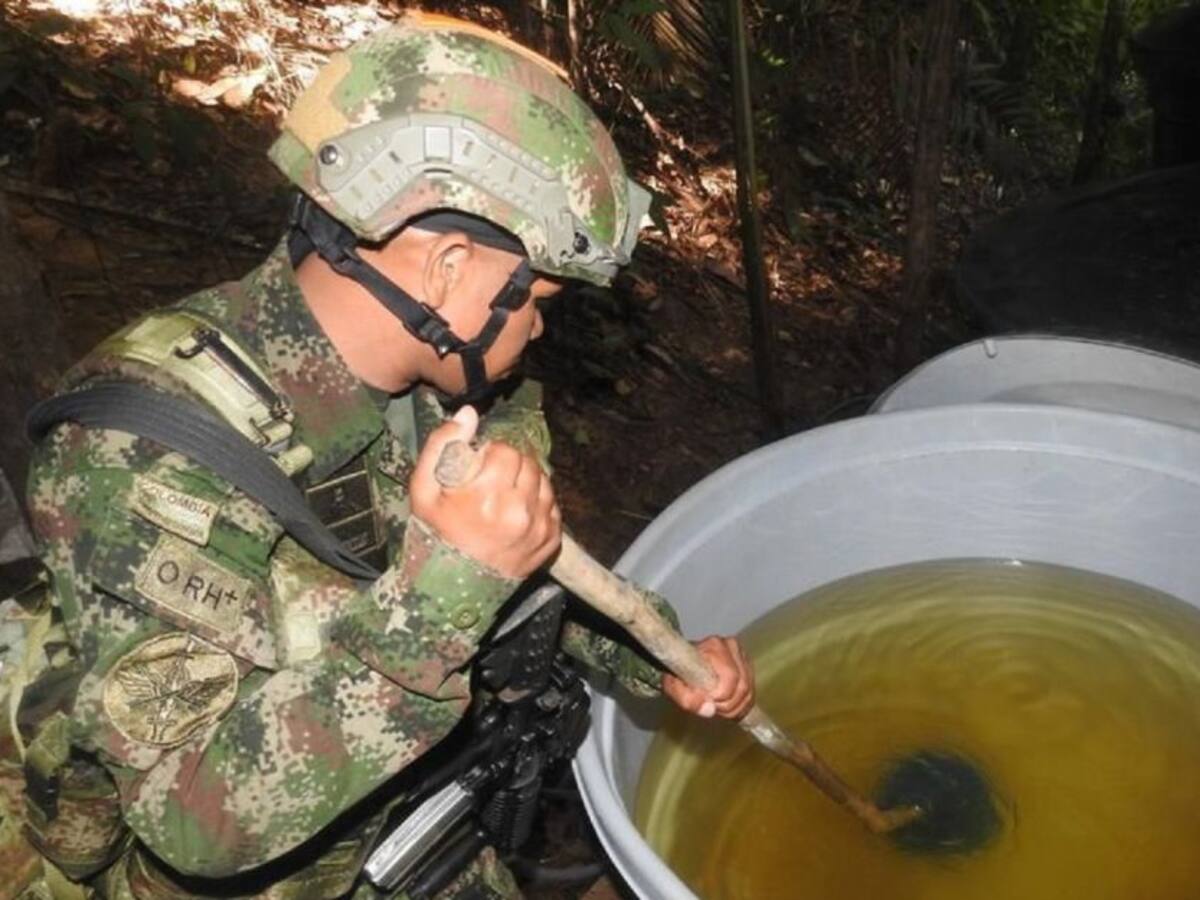 Destruyen un laboratorio que producía 12 toneladas de cocaína al mes