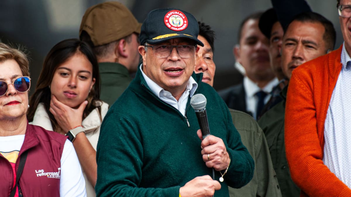 Congresista estaría presionando a Petro con expediente en Comisión de Acusaciones