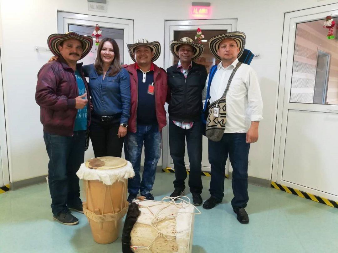 Música folclórica heredada de sus ancestros.  