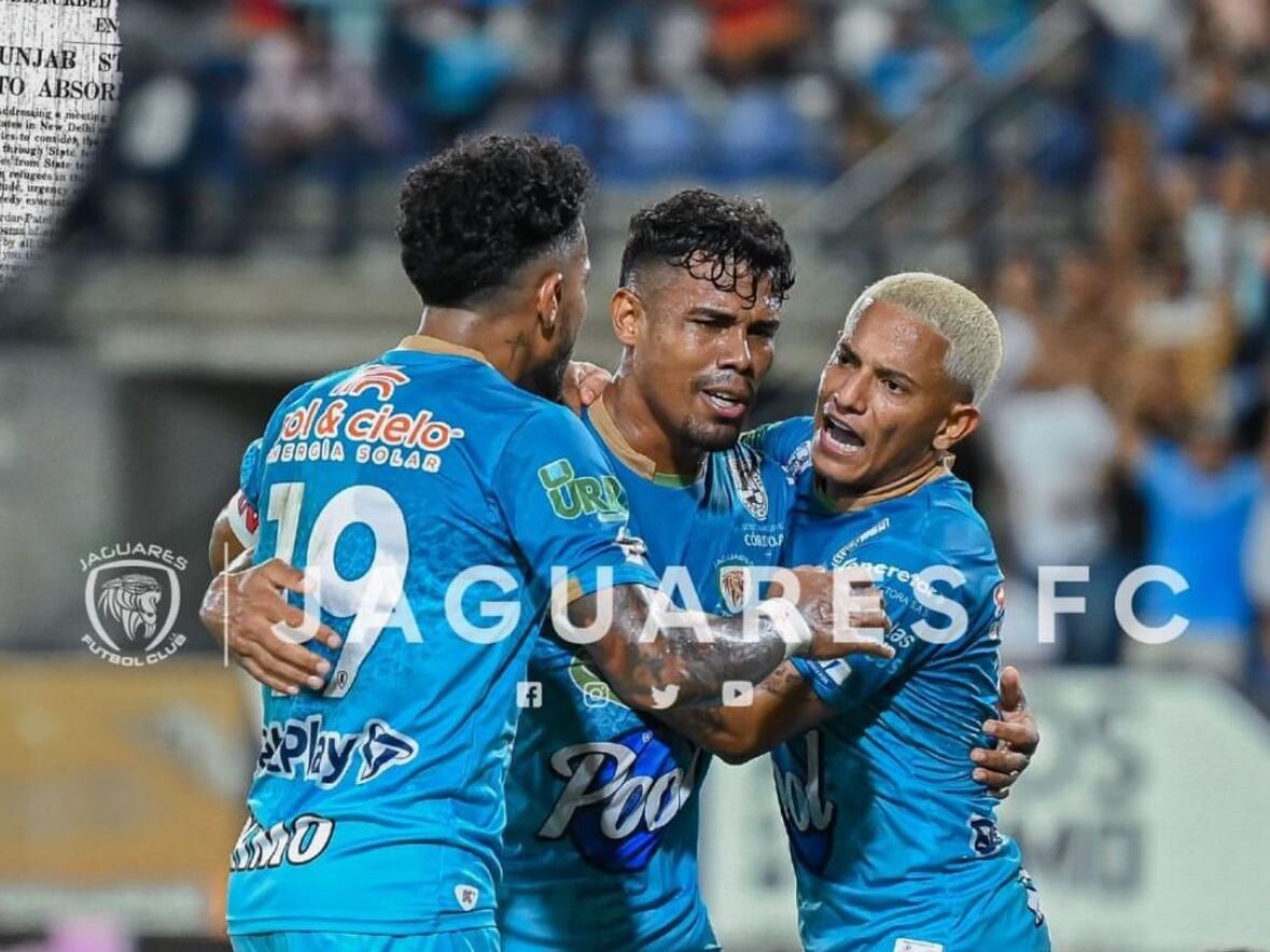 Los jugadores de Jaguares celebran uno de sus goles ante Envigado / Instagram: Jaguares FC.