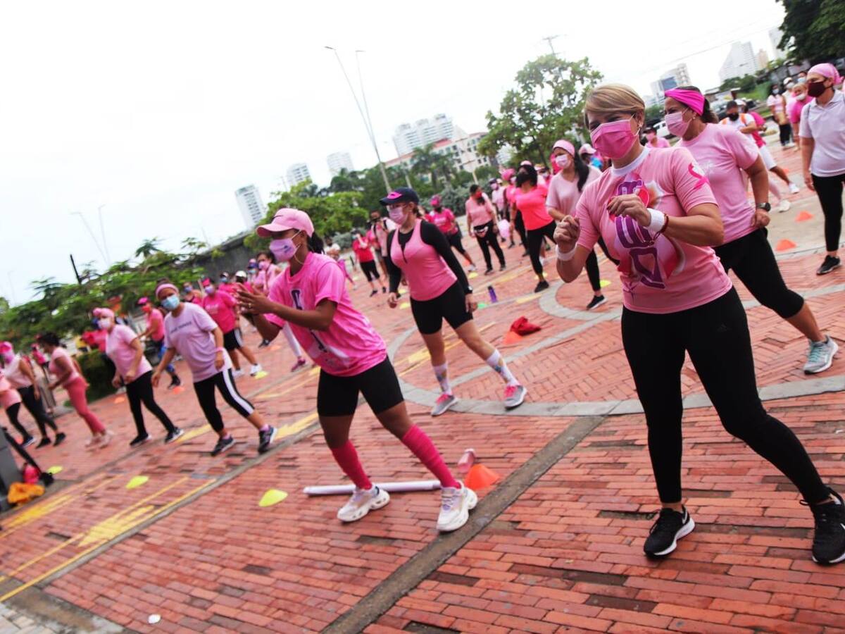 IDER y DADIS celebran el mes rosa