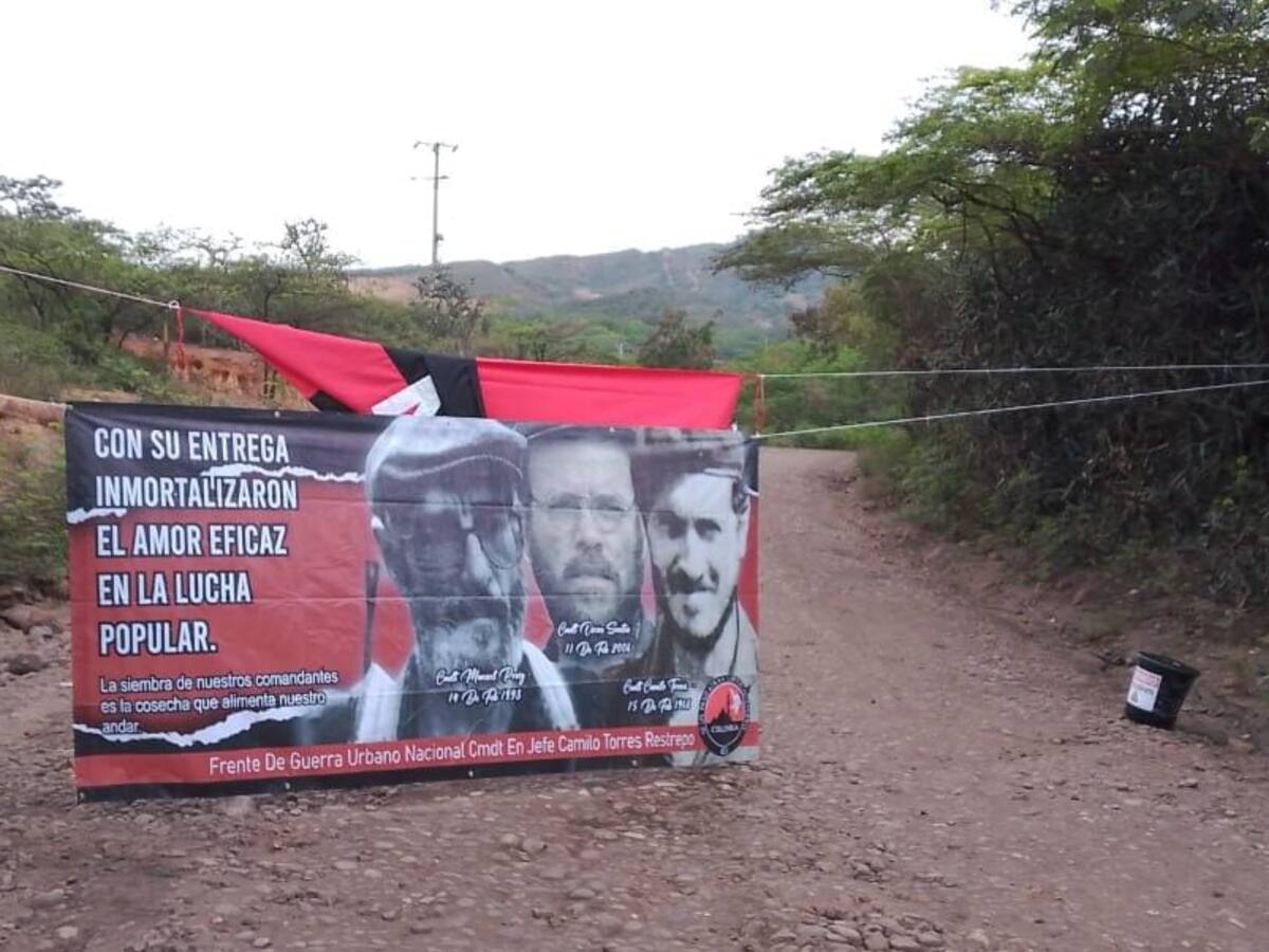 Zozobra en el área metropolitana por instalación de elementos alusivos al ELN