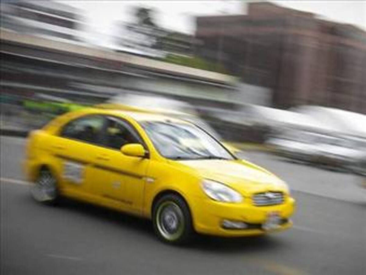 Taxistas en Medellín temen por incremento de delincuencia en diciembre