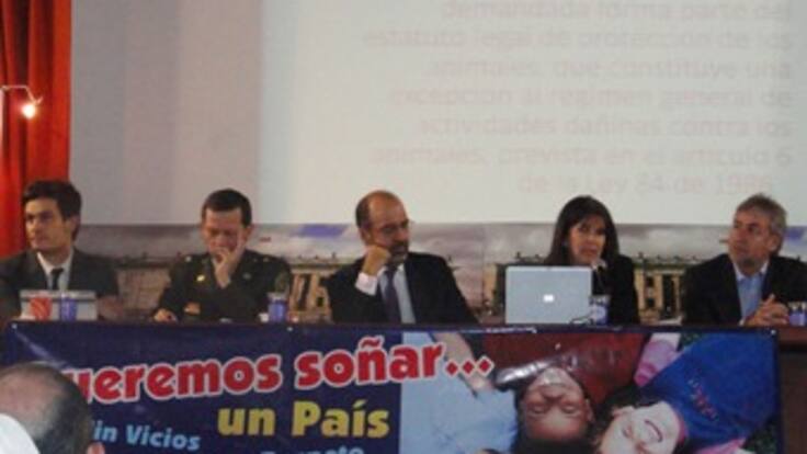 Proponen un referendo contra el maltrato animal