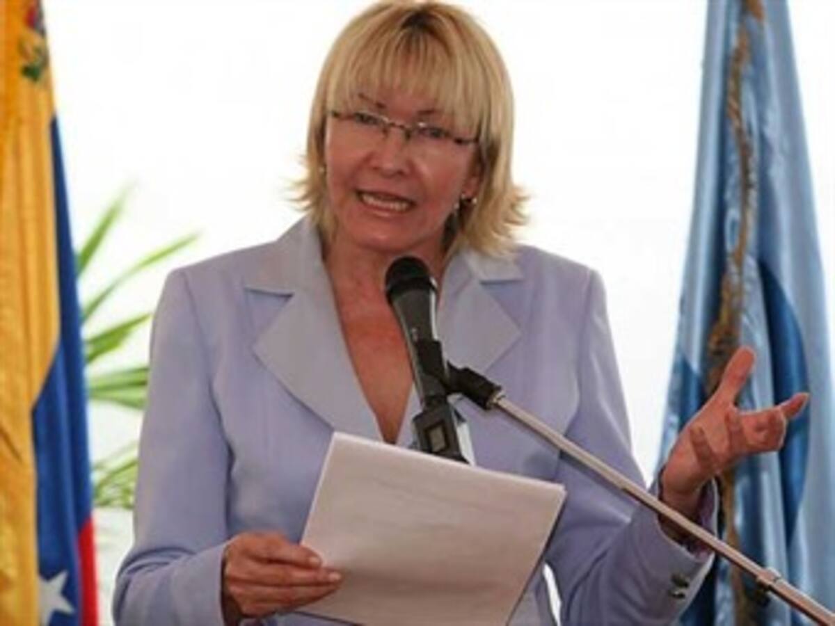 Chávez es un presidente reelecto y está en posesión de su cargo: Fiscal General