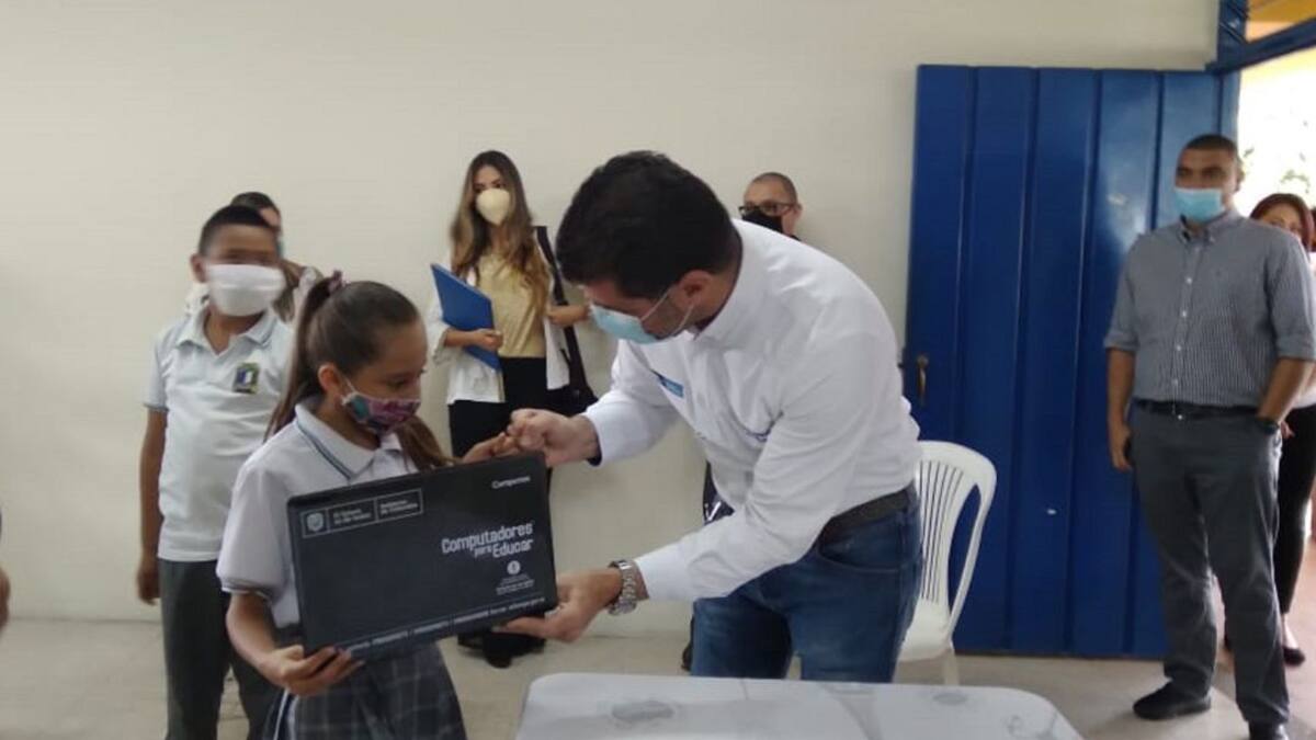 Informe computadores entrega Armenia