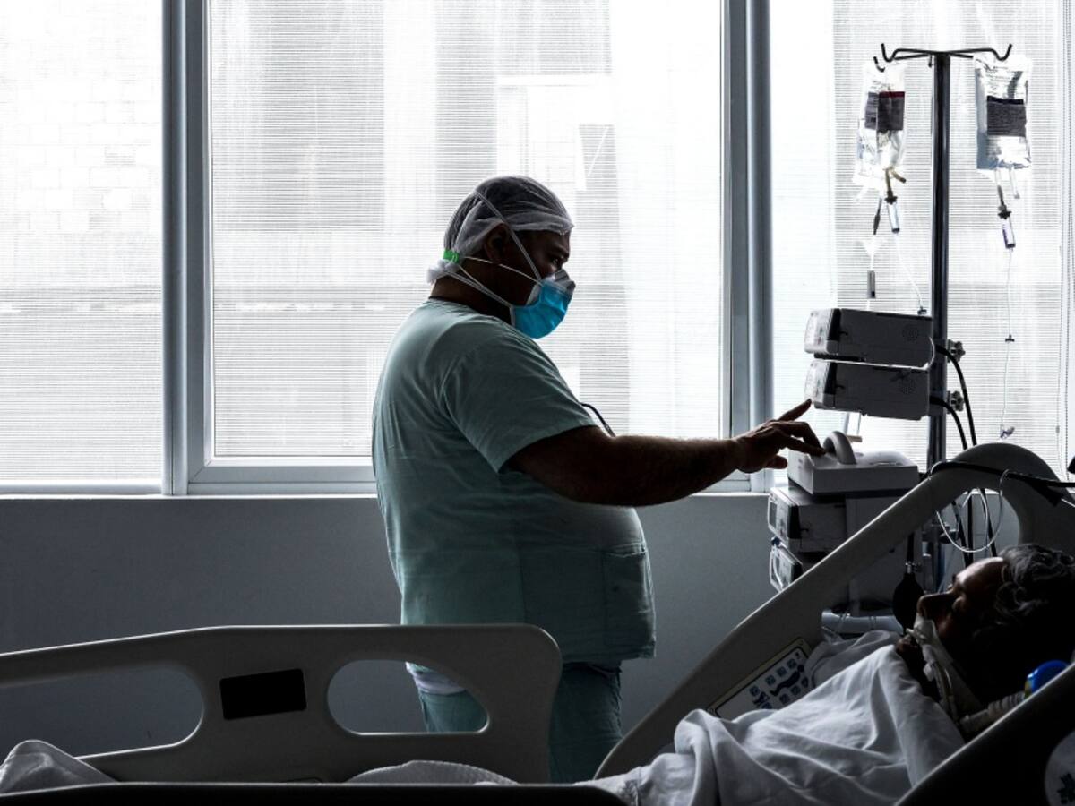 Coronavirus en Colombia: 20.218 nuevos casos y 535 personas fallecidas