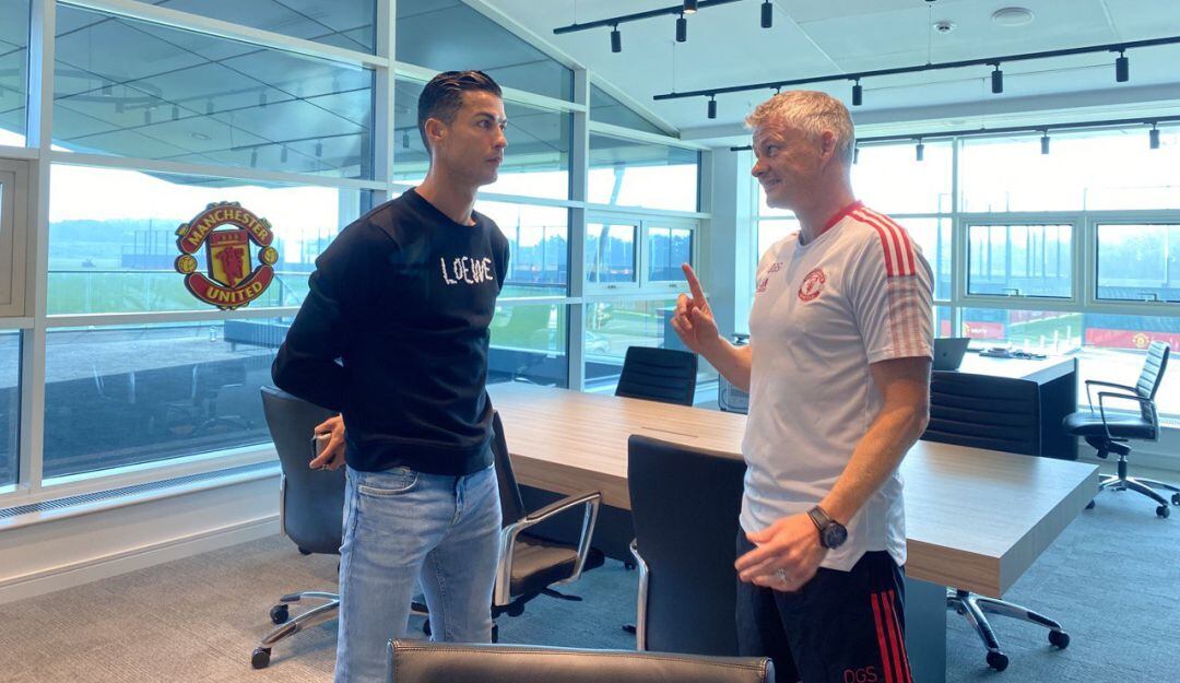 Cristiano Ronaldo se reunió con Ole Gunnar Solskjaer, su nuevo entrenador.