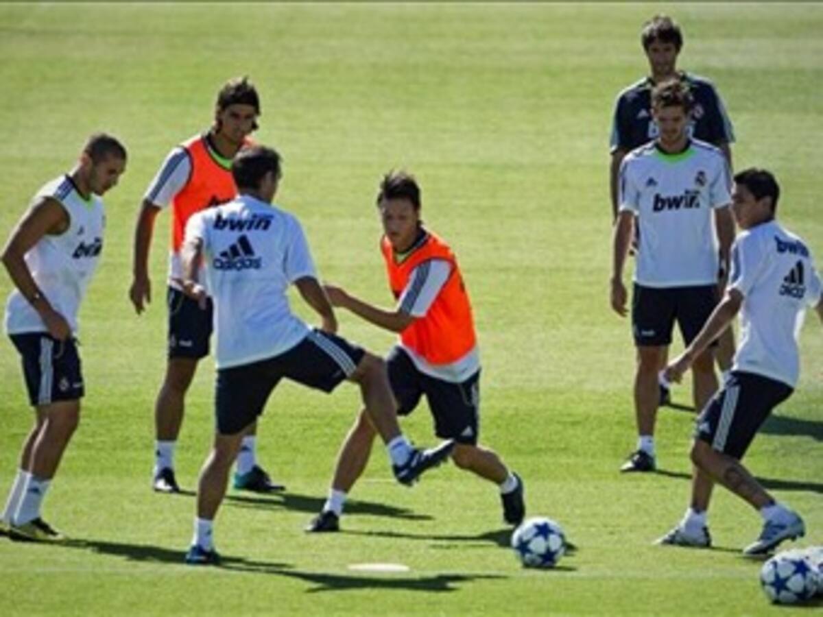 Mourinho convoca a todos los jugadores disponibles para el Trofeo Bernabeu
