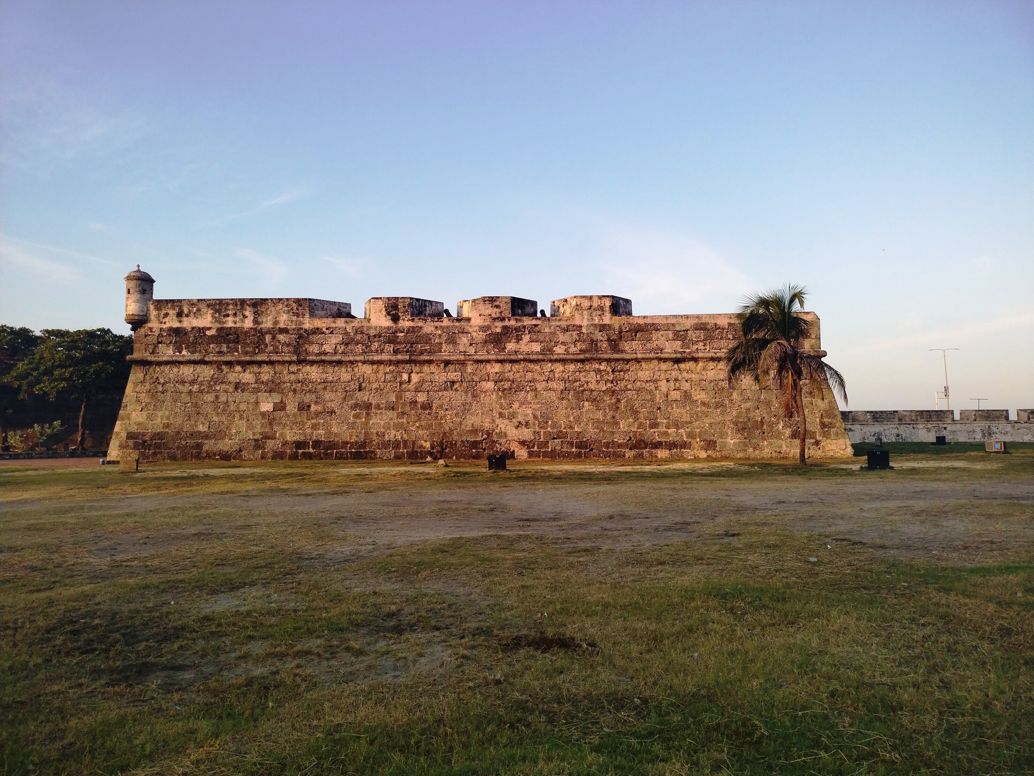 Escuela Taller Cartagena de Indias seguirá administrando las fortificaciones de la ciudad
