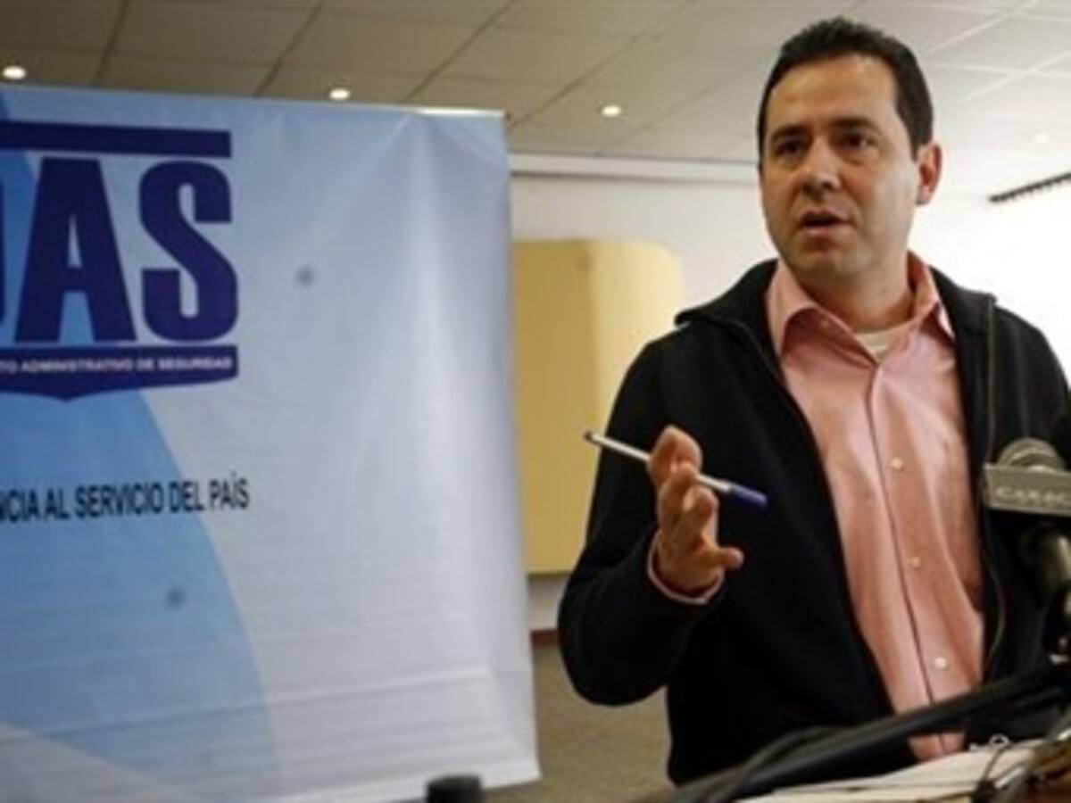 El DAS dice que agentes privados ‘chuzan’ por $10 millones mensuales