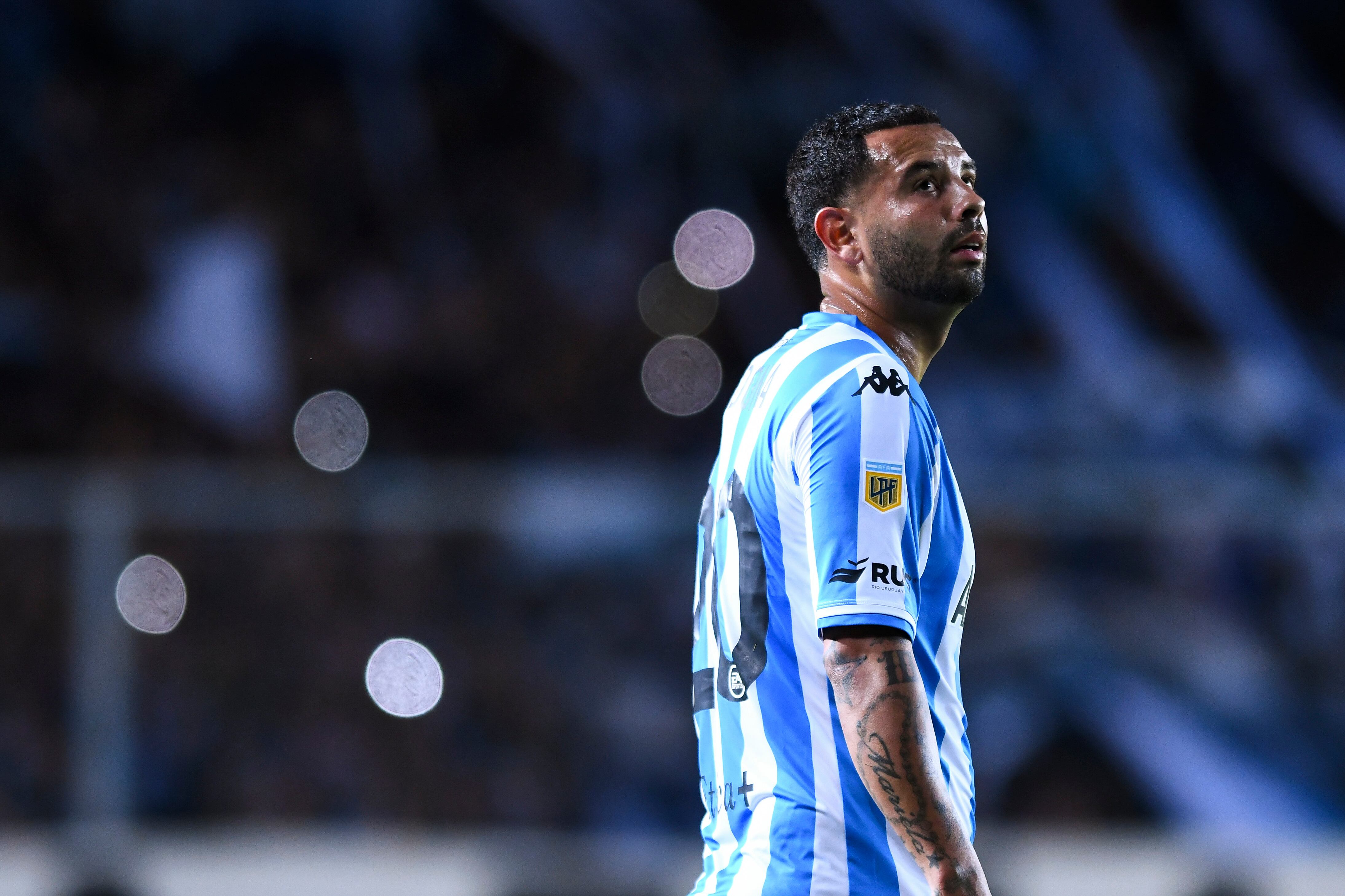 AVELLANEDA, ARGENTINA - APRIL 16: Edwin Cardona of Racing Club reacts during a match between Racing Club and Union as part of Copa de la Liga 2022 at Presidente Peron Stadium on April 16, 2022 in Avellaneda, Argentina. (Photo by Rodrigo Valle/Getty Images)