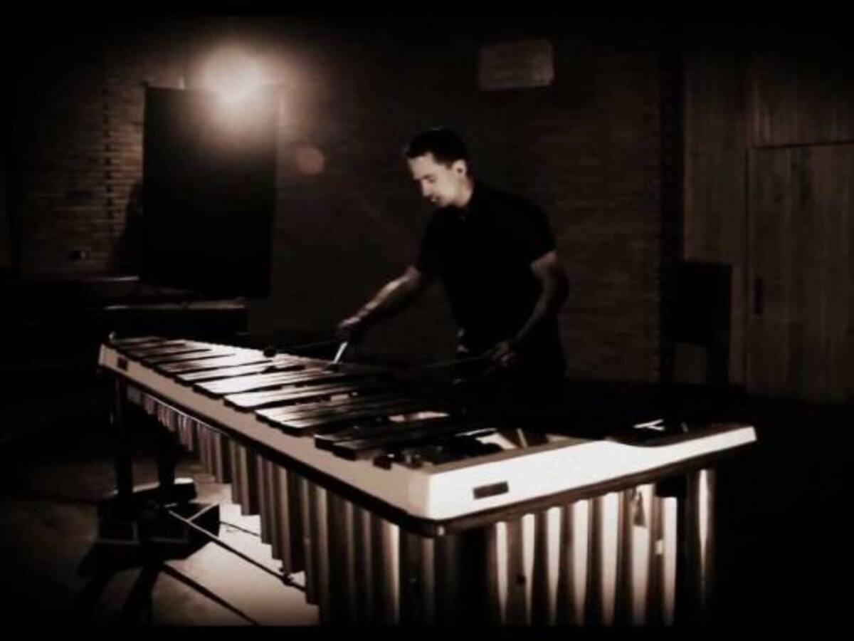 'ONE' es un show altamente interactivo de percusión solista
