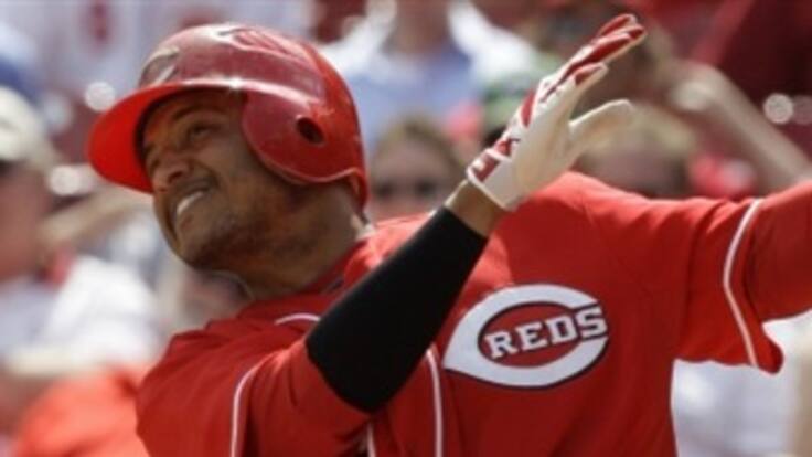 Orlando Cabrera se lesiona en juego de Grandes Ligas