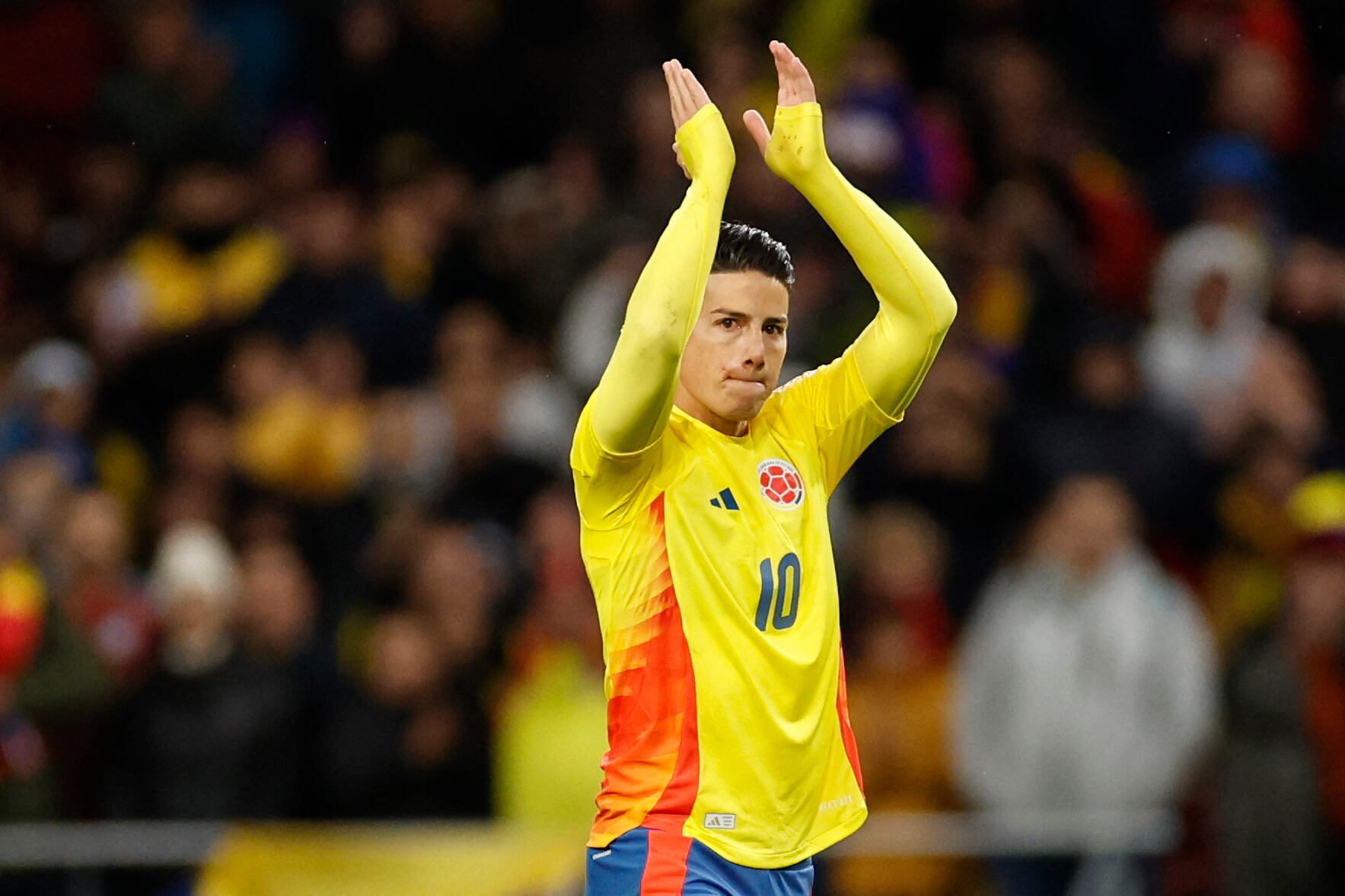 Colombia's midfielder #10 James Rodriguez  (Photo by OSCAR DEL POZO/AFP via Getty Images)