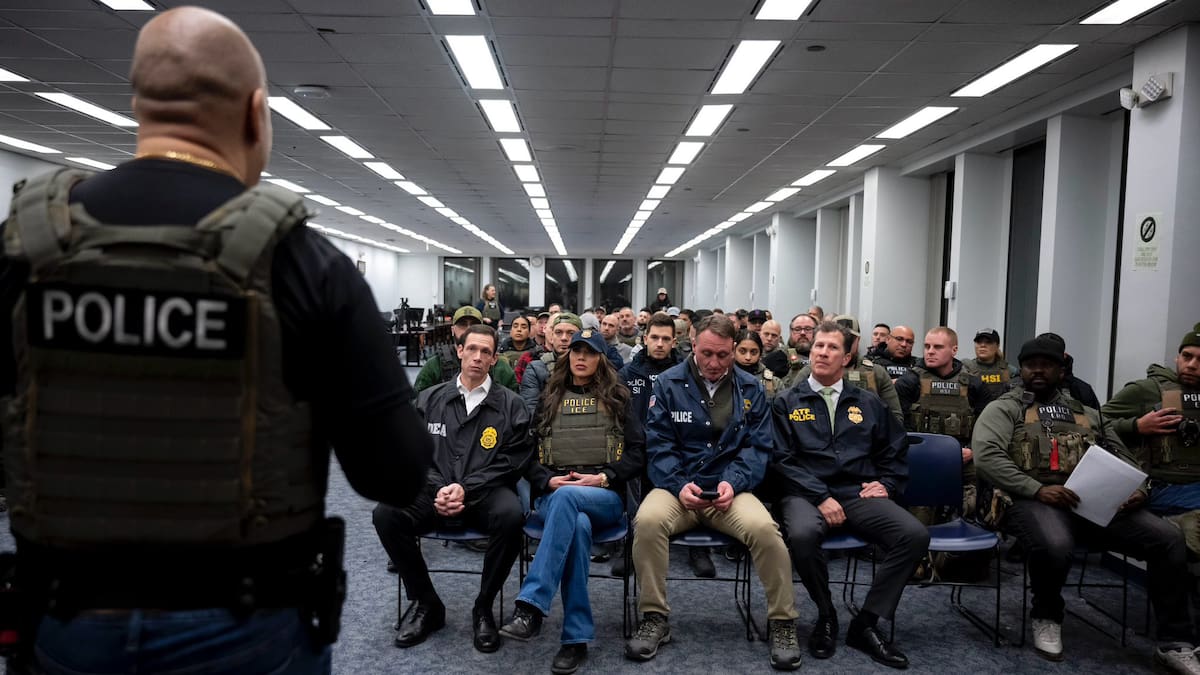 Organizaciones pro-inmigrantes advierten de arrestos a migrantes legales en redadas de EE.UU.