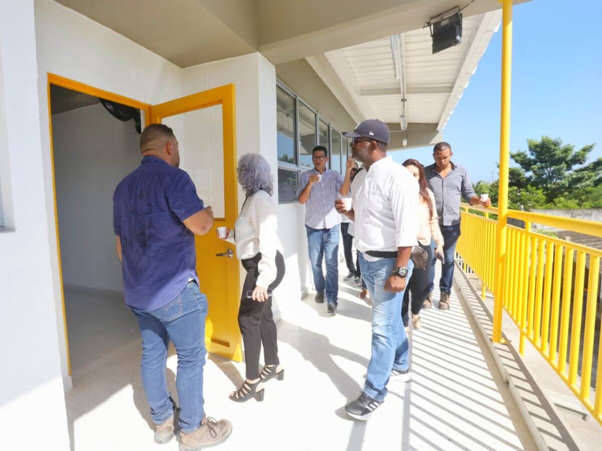 Distrito entrega obras en I.E. San Felipe Neri del barrio Olaya