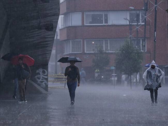 Fuertes lluvias en Bogotá. Foto: Colprensa.
