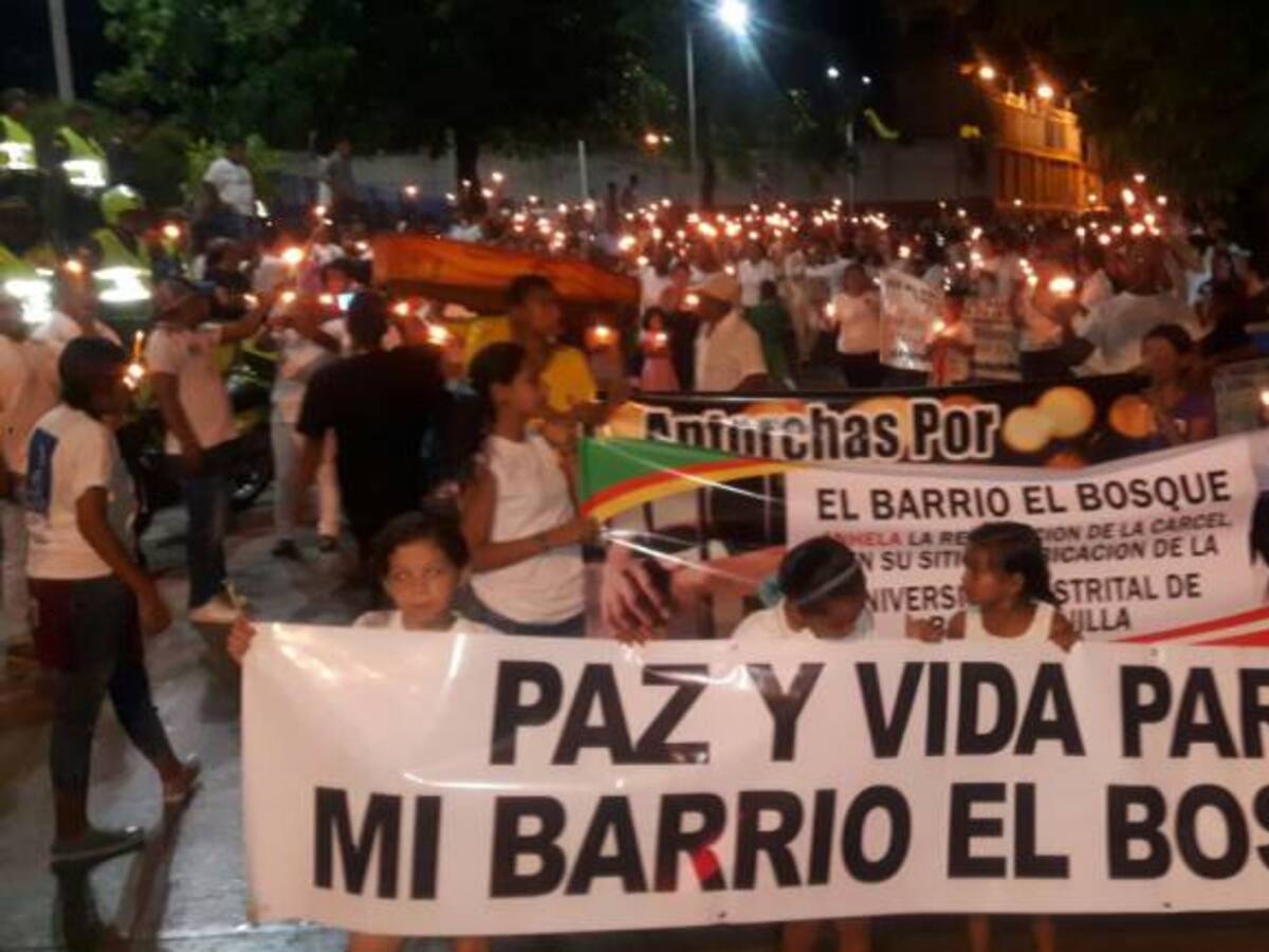 Masiva marcha contra la violencia en el barrio el Bosque de Barranquilla