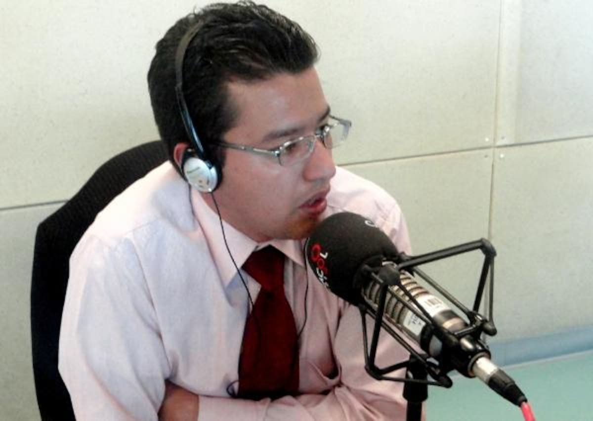 Cristian Abril, Administrador del spa móvil de mascotas