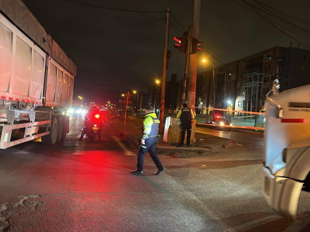 EN VIVO Movilidad hoy 28 agosto: Grave rotura de un tubo de gas en la Autopista Sur