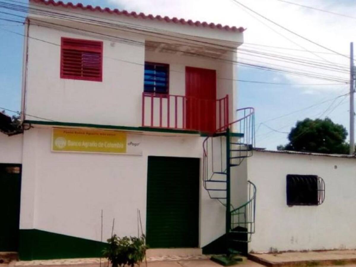 Hombres armados roban banco en Arenal, Sur de Bolívar