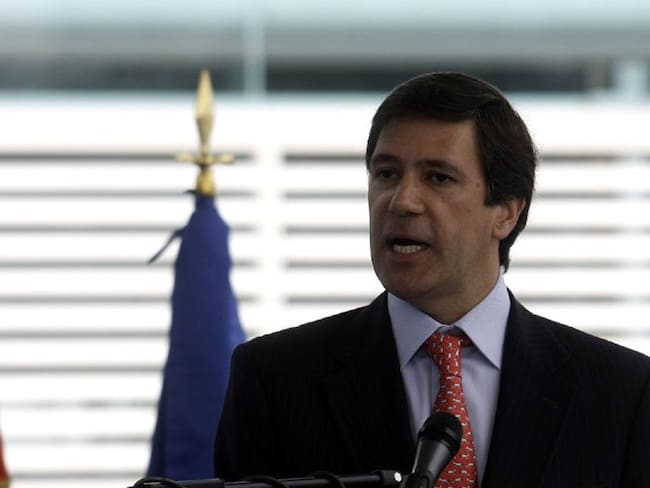 Presidente Duque acepta renuncia de Fernando Sanclemente como embajador
