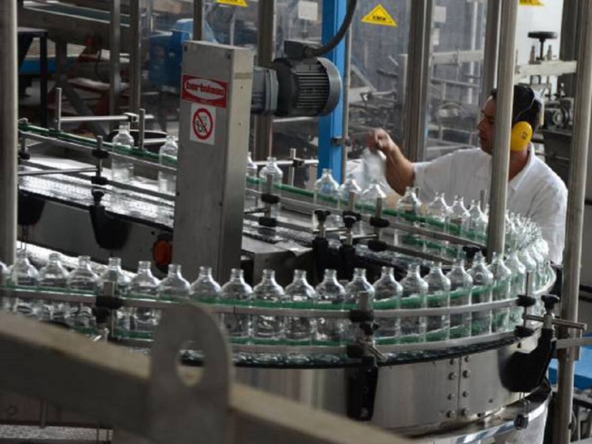 Ventas e insumos de la Industria Licorera de Caldas, afectados por el paro