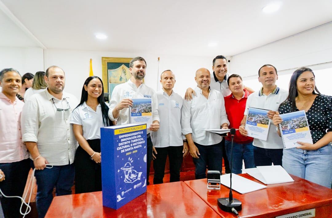 Radicación de la Política Pública de Emprendimiento e Innovación 2023-2035 . Alcaldía de Santa Marta