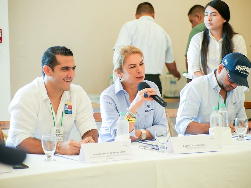 La ministra del Deporte, Patricia Duque, lideró un comité organizador de los Juegos Nacionales, en Coveñas, Sucre.