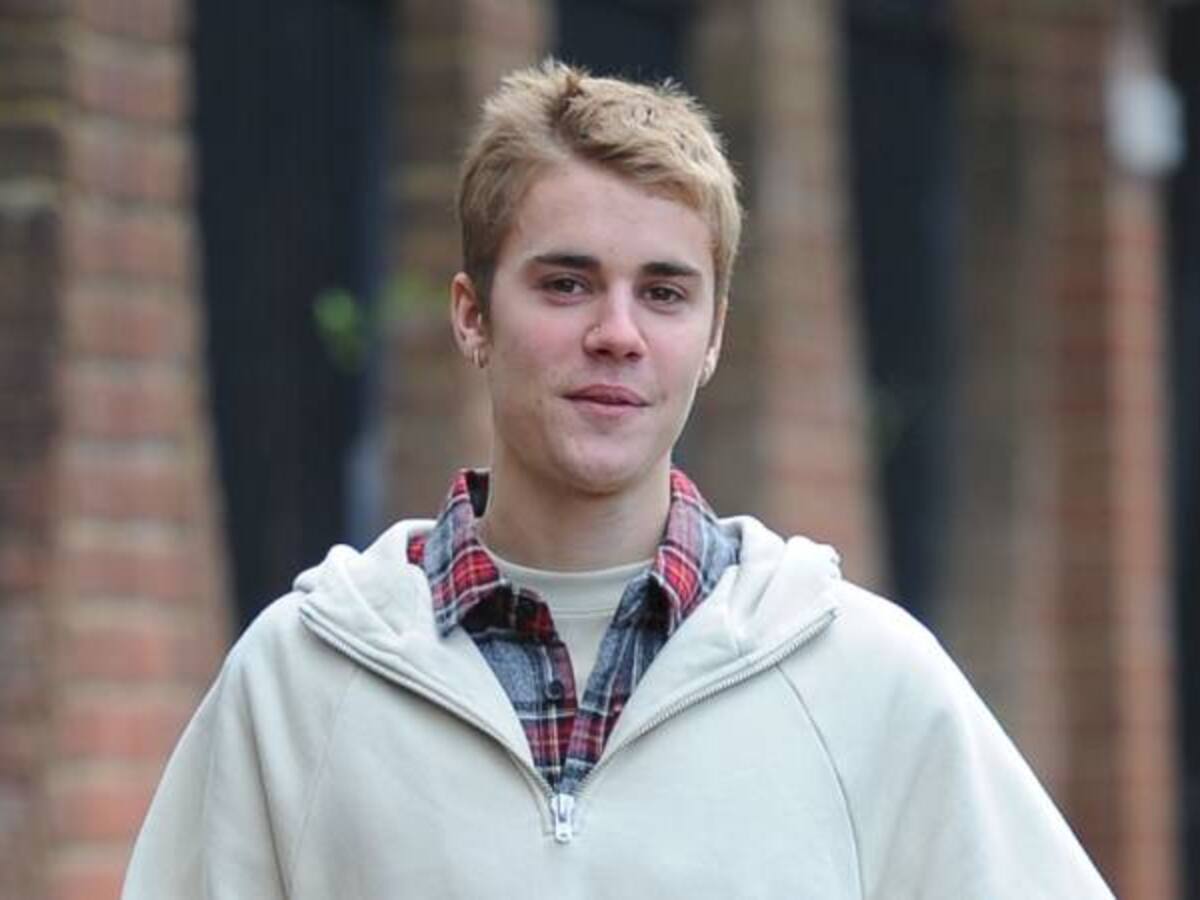 Justin Bieber estudia la Biblia para encontrar el orden de su vida