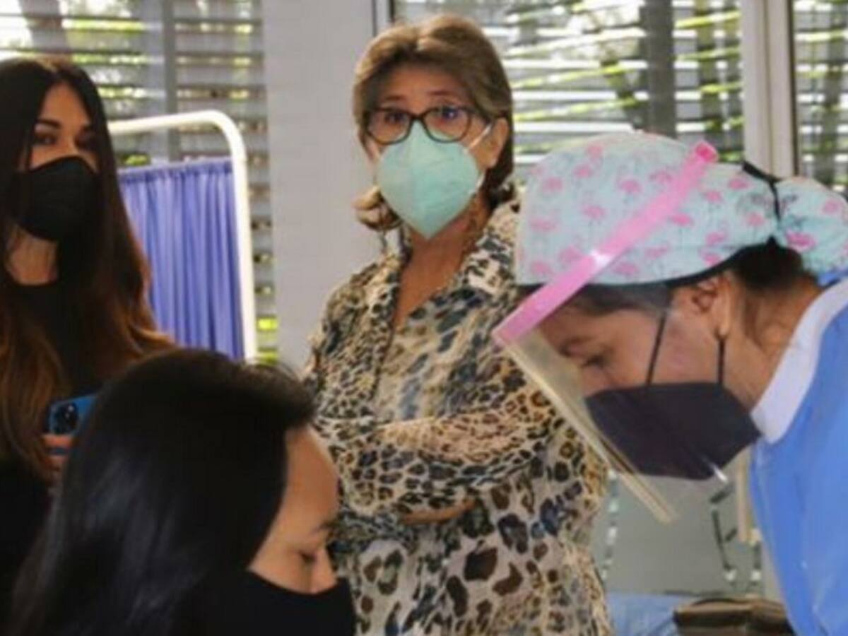 Más de 1.000 docentes serán vacunados contra COVID-19 en Armenia