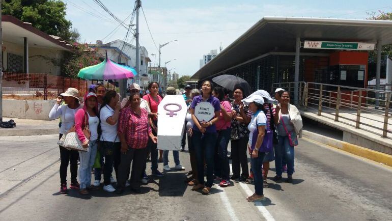 Las madres comunitarias durante la jornada de protesta