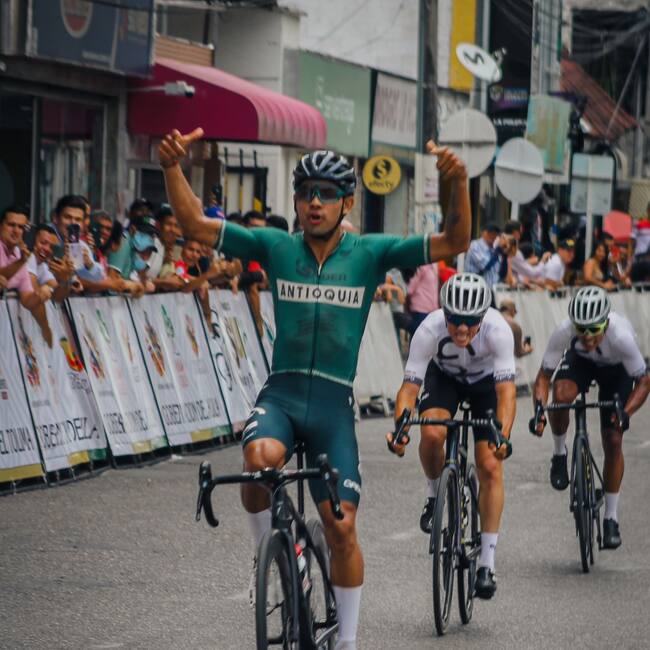 El mejor huilense durante el primer día de carrera fue Juan Pablo Rojas del Team INDERHUILA.
