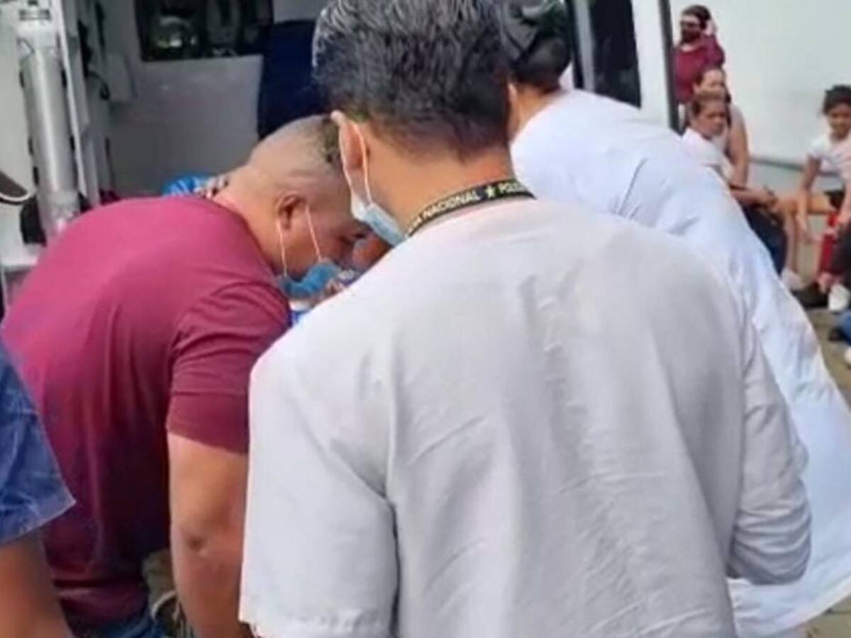Patrulleros heridos en un atentado en Uramita son atendidos en Medellín